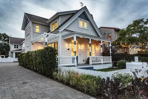 Exterior - 1004 10th St, Coronado, CA 92118 photo 3 of 3