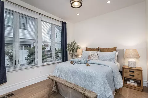 Bedroom - 1004 10th St, Coronado, CA 92118 photo 5 of 5