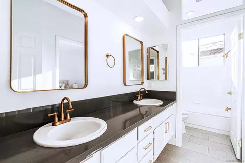 Bath - 4943 Marin Dr, Oceanside, CA 92056 photo 8 of 8