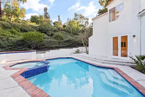 Exterior - 4943 Marin Dr, Oceanside, CA 92056 photo 8 of 16
