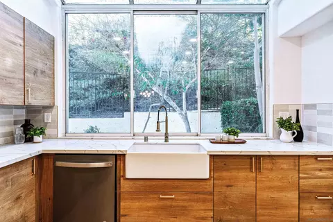 Kitchen - 4943 Marin Dr, Oceanside, CA 92056 photo 4 of 5