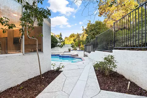 Exterior - 4943 Marin Dr, Oceanside, CA 92056 photo 10 of 16
