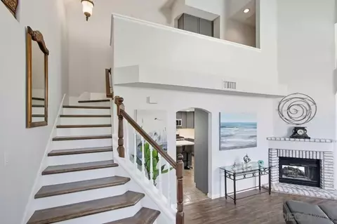 Entry Way - 1818 Avenida Sevilla, Oceanside, CA 92056 photo 3 of 6
