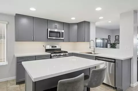Kitchen - 1818 Avenida Sevilla, Oceanside, CA 92056 photo 3 of 5