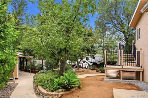 Exterior - 1305 Ash St, Ramona, CA 92065 photo 4 of 15
