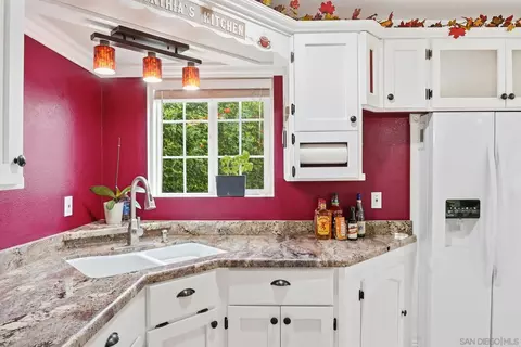 Kitchen - 1305 Ash St, Ramona, CA 92065 photo 9 of 10
