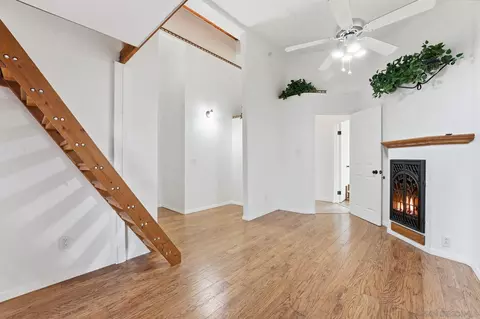 Living - 1305 Ash St, Ramona, CA 92065 photo 2 of 4