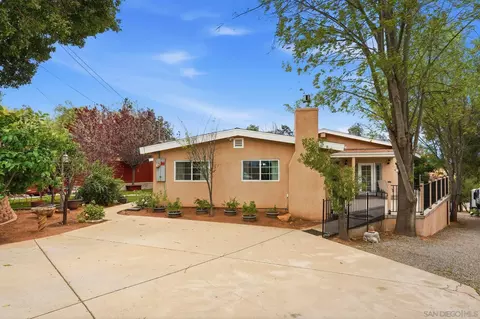 Exterior - 1305 Ash St, Ramona, CA 92065 photo 2 of 15