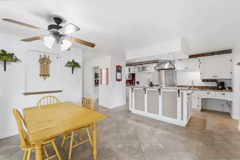 Kitchen - 1305 Ash St, Ramona, CA 92065 photo 5 of 10