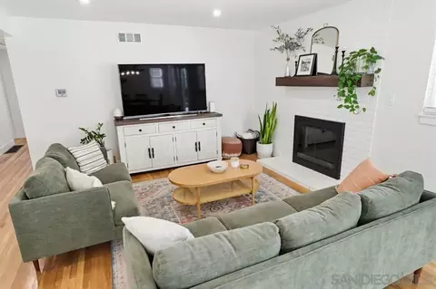 Living - 1421 Teton Dr, El Cajon, CA 92021 photo 4 of 5