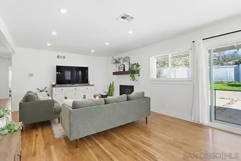 Living - 1421 Teton Dr, El Cajon, CA 92021 photo 3 of 5