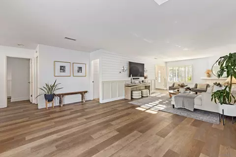 Entry Way - 1714 Hicks St, Oceanside, CA 92054 photo 3 of 6