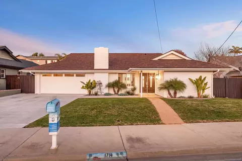 Exterior - 1714 Hicks St, Oceanside, CA 92054 photo 1 of 6