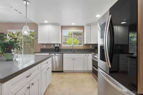Kitchen - 9942 Theresa Ln, Santee, CA 92071 photo 2 of 5