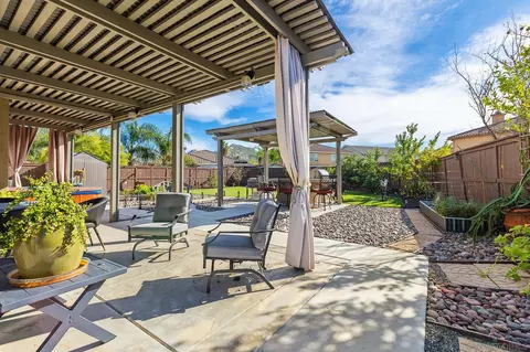 Exterior - 1391 Ranch St, Perris, CA 92571 photo 5 of 11