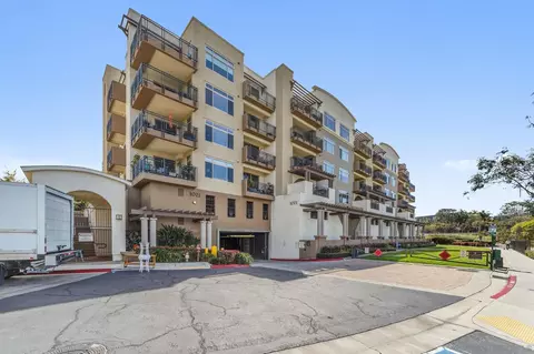 Exterior - 1019 Costa Pacifica Way #1111, Oceanside, CA 92054 photo 1 of 17