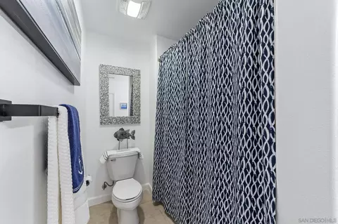 Bath - 1019 Costa Pacifica Way #1111, Oceanside, CA 92054 photo 3 of 9