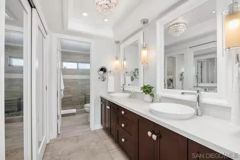Bath - 960 Intrepid Ct, Del Mar, CA 92014 photo 1 of 4