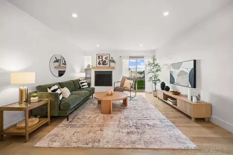 2915 Cowley Way #A, San Diego, CA 92117