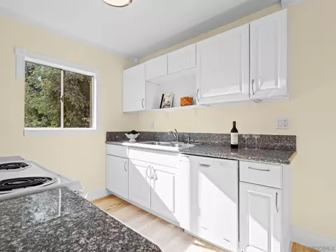 Kitchen - 12923 Mapleview St #8, Lakeside, CA 92040 photo 2 of 3