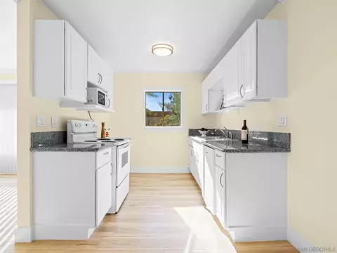 Kitchen - 12923 Mapleview St #8, Lakeside, CA 92040 photo 1 of 3