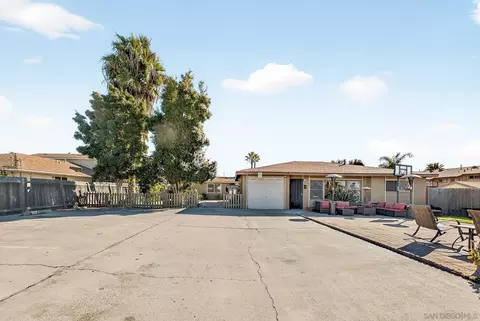 82-86 Quintard St, Chula Vista, CA 91911