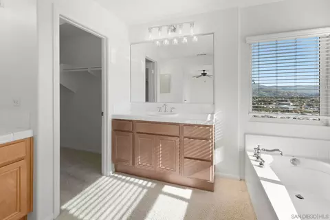 Bath - 3910 Denver Dr, La Mesa, CA 91941 photo 3 of 6