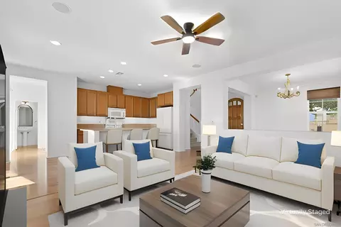Living - 3910 Denver Dr, La Mesa, CA 91941 photo 6 of 8