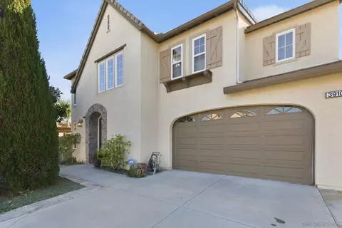 Exterior - 3910 Denver Dr, La Mesa, CA 91941 photo 4 of 11