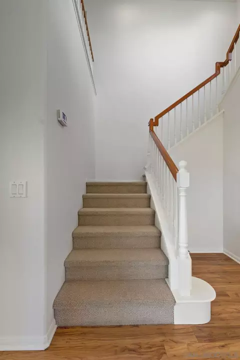 Entry Way - 3910 Denver Dr, La Mesa, CA 91941 photo 4 of 9