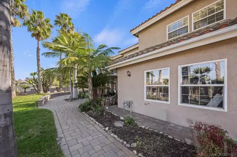 Exterior - 1180 Academy Ln, Vista, CA 92081 photo 9 of 22