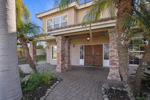 Exterior - 1180 Academy Ln, Vista, CA 92081 photo 10 of 22
