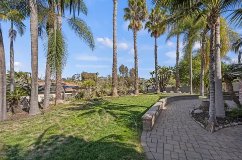 Exterior - 1180 Academy Ln, Vista, CA 92081 photo 11 of 22