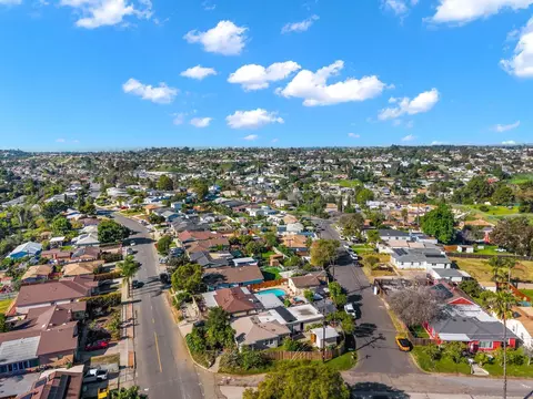 View/Area - 2074 El Dora St, Lemon Grove, CA 91945 photo 5 of 9