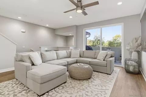 4382 Pacifica Way #4, Oceanside, CA 92056 photo 4