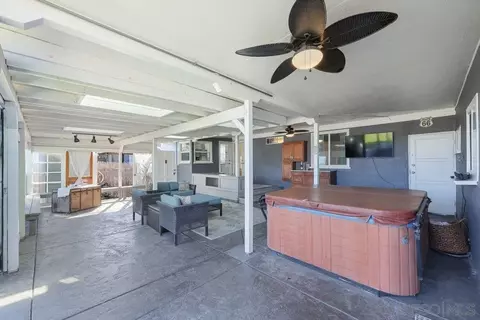 Exterior - 4605 Pomona Ave, La Mesa, CA 91942 photo 6 of 7