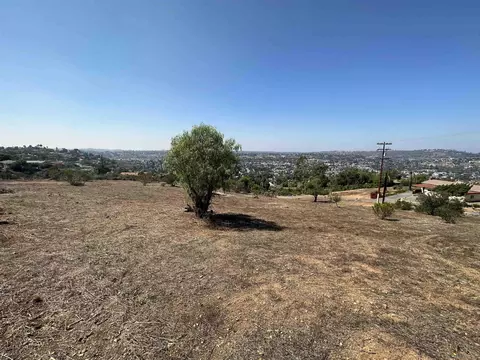 000 Ivy Ln #N/A, Spring Valley, CA 91977