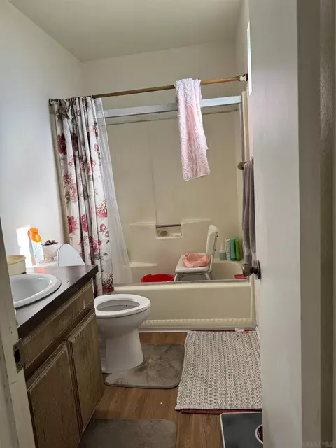 Bath - 1122-26 Marline Ave, El Cajon, CA 92021 photo 1 of 2