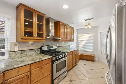 Kitchen - 1733 Avenida Segovia, Oceanside, CA 92056 photo 3 of 3