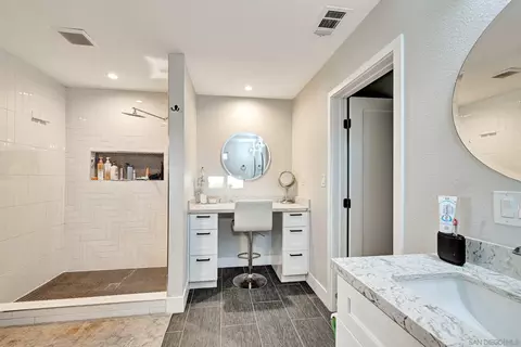 Bath - 2312 Helix St, Spring Valley, CA 91977 photo 1 of 2