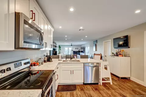 Kitchen - 2312 Helix St, Spring Valley, CA 91977 photo 3 of 6