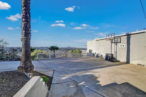 Exterior - 2312 Helix St, Spring Valley, CA 91977 photo 6 of 13