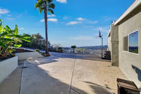 Exterior - 2312 Helix St, Spring Valley, CA 91977 photo 8 of 13