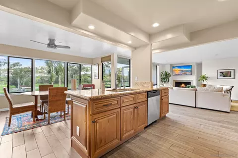2556 Navarra Dr #A, Carlsbad, CA 92009 photo 33