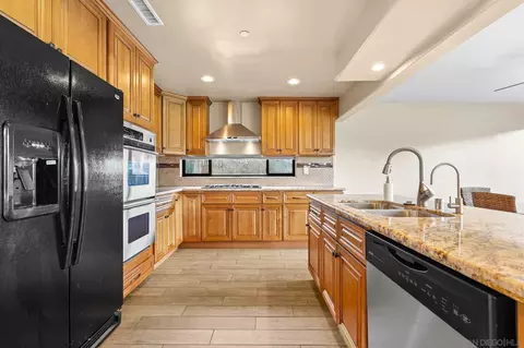 2556 Navarra Dr #A, Carlsbad, CA 92009 photo 31