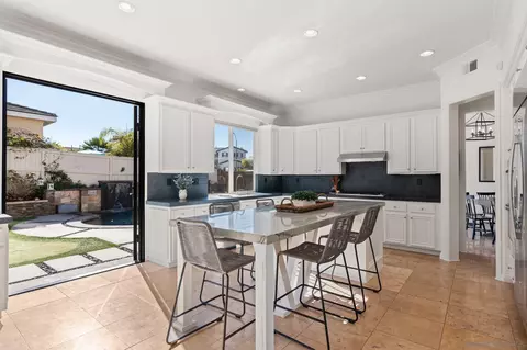 Kitchen - 2887 Corte Morera, Carlsbad, CA 92009 photo 5 of 5