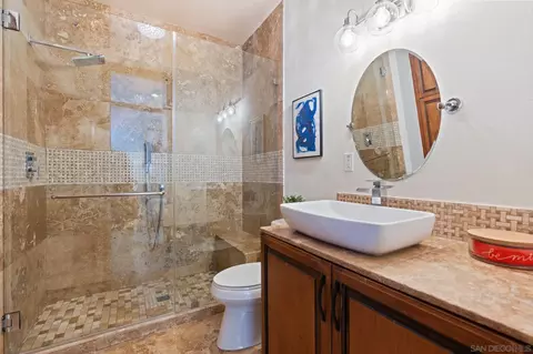 Bath - 2887 Corte Morera, Carlsbad, CA 92009 photo 10 of 10