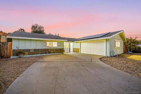 8450 Angila Dr, Santee, CA 92071