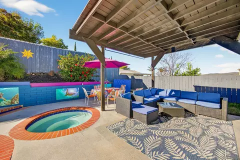 Exterior - 8450 Angila Dr, Santee, CA 92071 photo 5 of 8