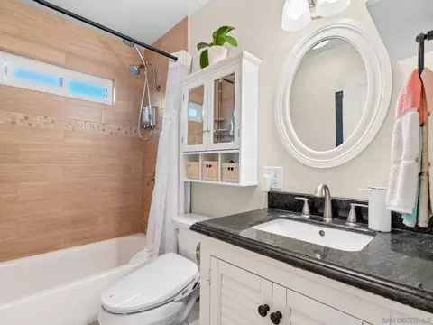 Bath - 662 Michael St, Oceanside, CA 92057 photo 1 of 2